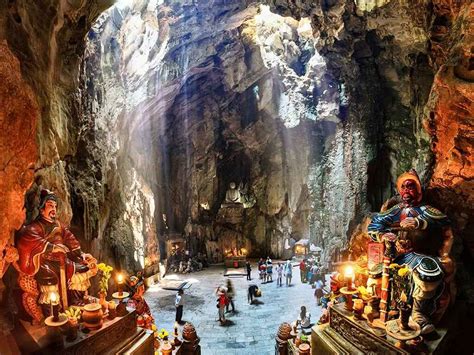 Explore the Enchanting Marble Mountains near Da Nang! A Sacred Pilgrimage Destination and Stunning Geological Wonder.