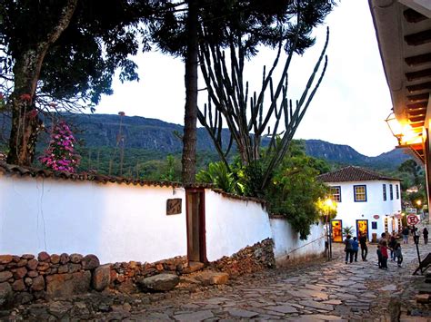 Tiradentes Historical Town: Uncovering Brazil's Colonial Past With Picturesque Charm!