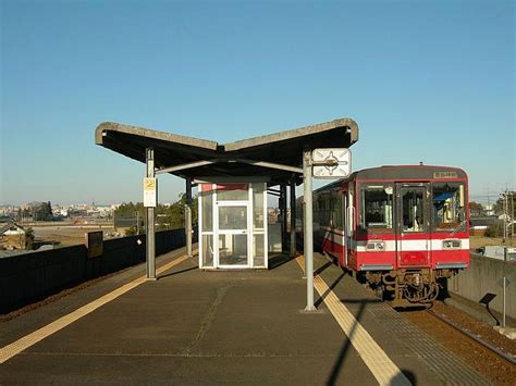 土浦駅から水戸駅：鉄道旅の魅力と地域文化の探求