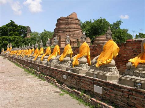 Wat Yai Chaimongkol: Majestic Ancient Temple and Tranquil Spiritual Oasis!